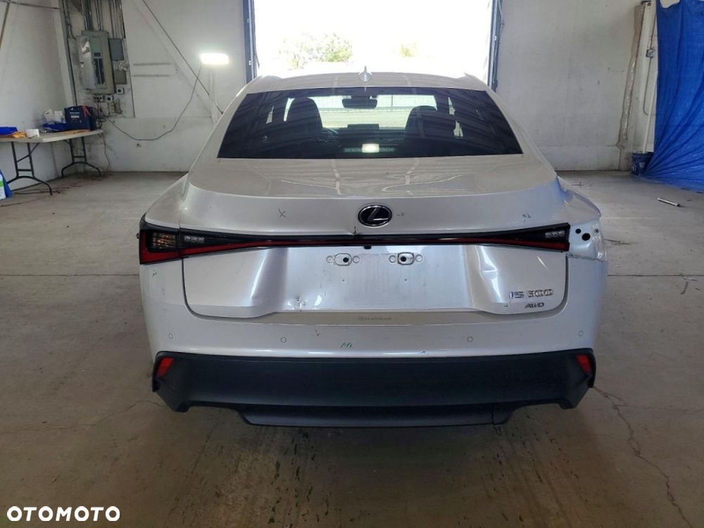 Lexus IS - 5