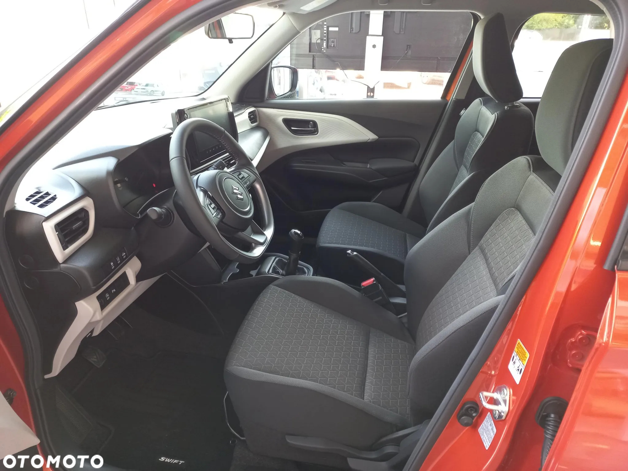 Suzuki Swift - 8