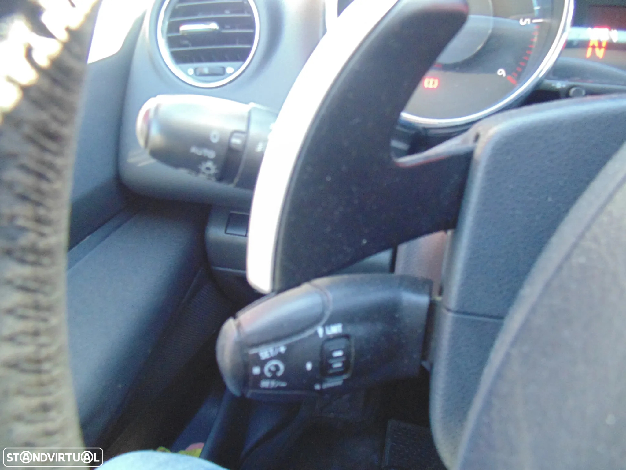 Peugeot 5008 1.6 E-HDi Tech-Motion CMP6 - 24