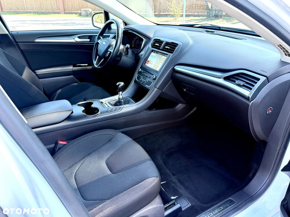 Ford Mondeo 2.0 TDCi STart-Stopp Titanium - 15