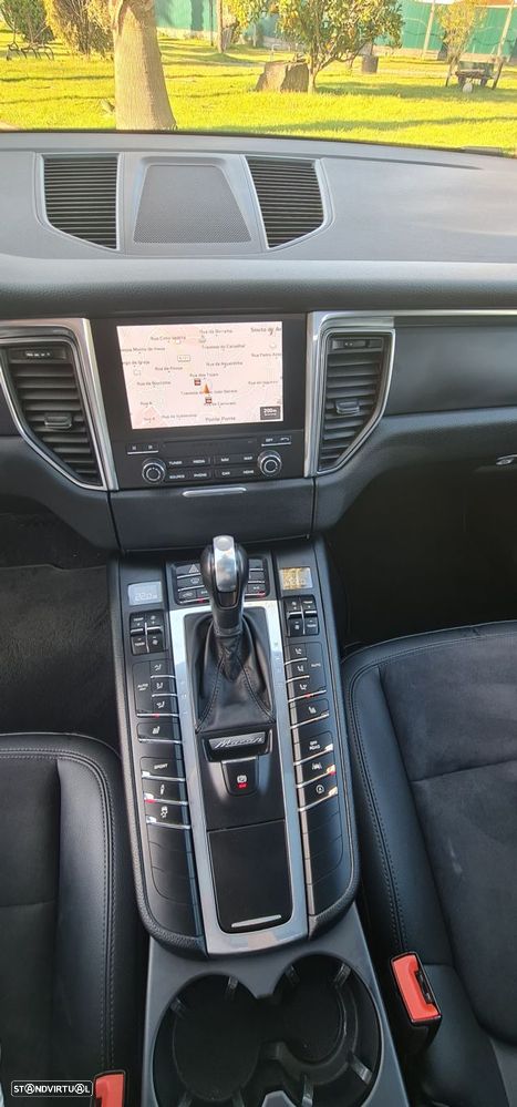 Porsche Macan - 22