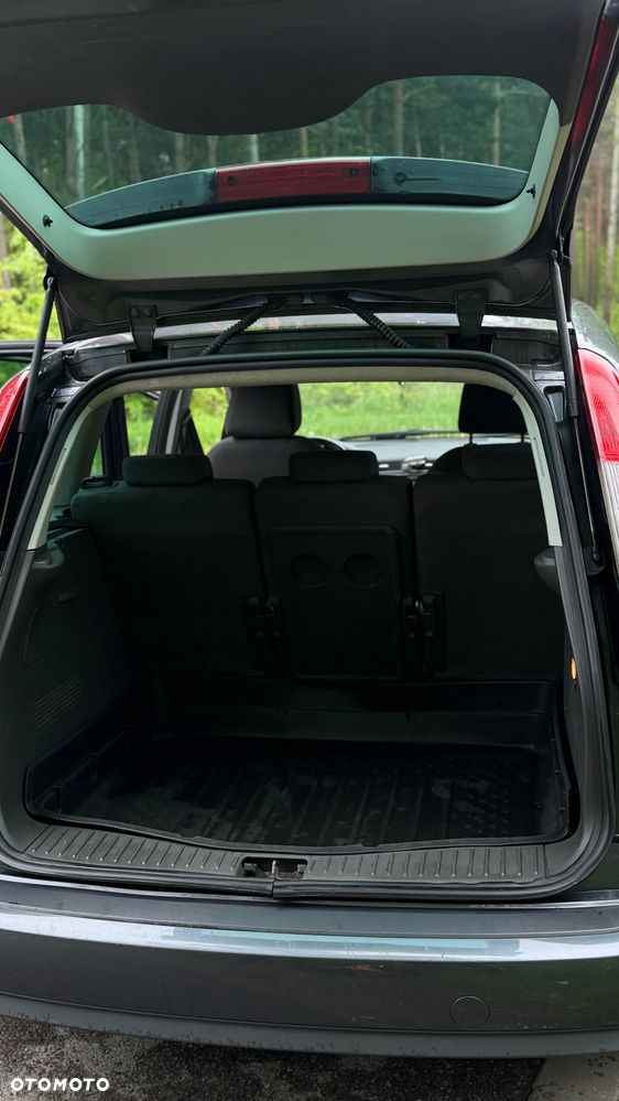 Ford Focus C-Max - 11