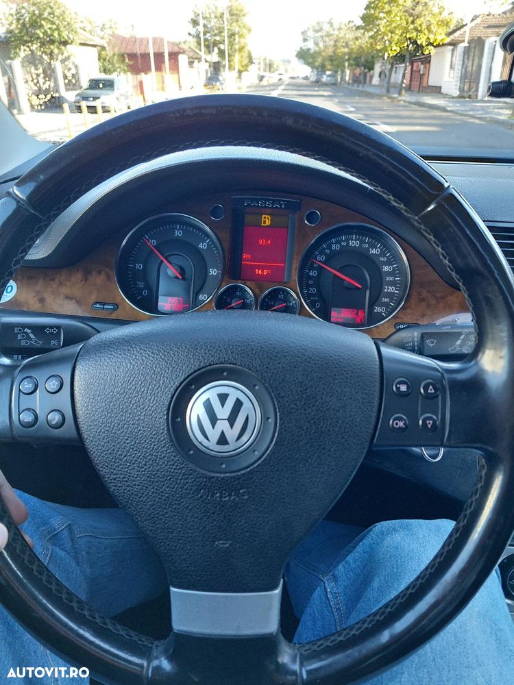 Volkswagen Passat 2.0 TDI DPF Highline - 3