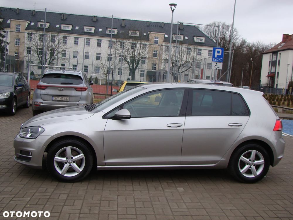 Volkswagen Golf 1.2 TSI BMT Trendline - 12