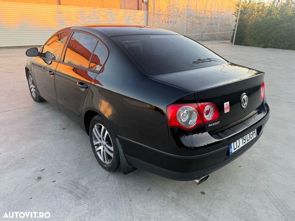 Volkswagen Passat 1.9TDI Highline - 6