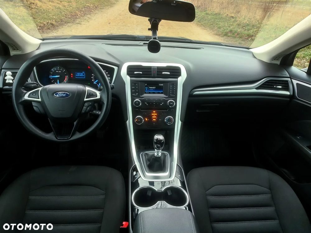 Ford Mondeo 2.0 TDCi Ambiente - 3