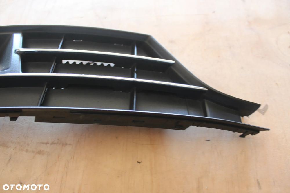 KRATKA ZDERZAKA PRAWA AUDI A7 C7 4G8807682J 2015 - 3