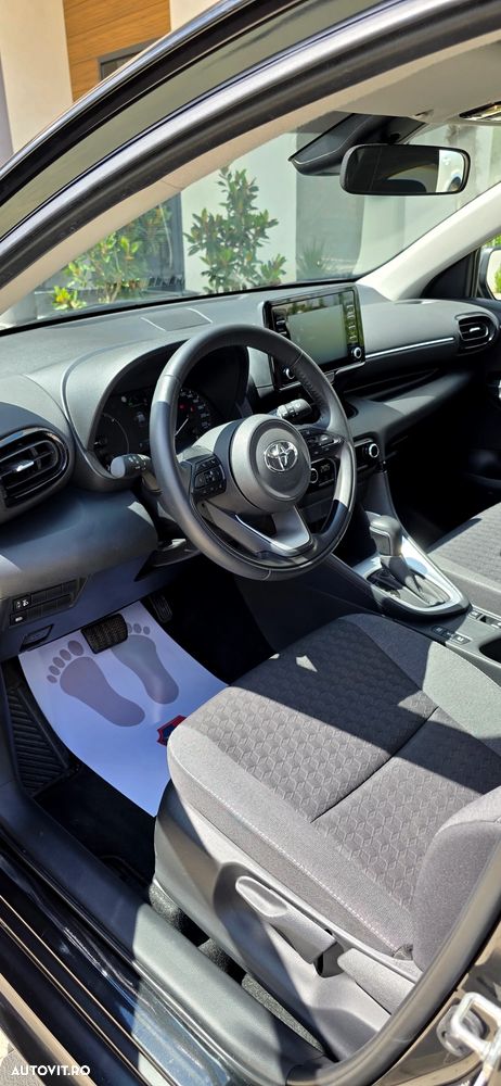 Toyota Yaris 1.5 VVT-i HSD Exclusive Style - 22