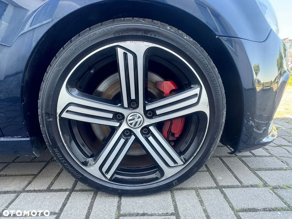 Volkswagen Golf - 23