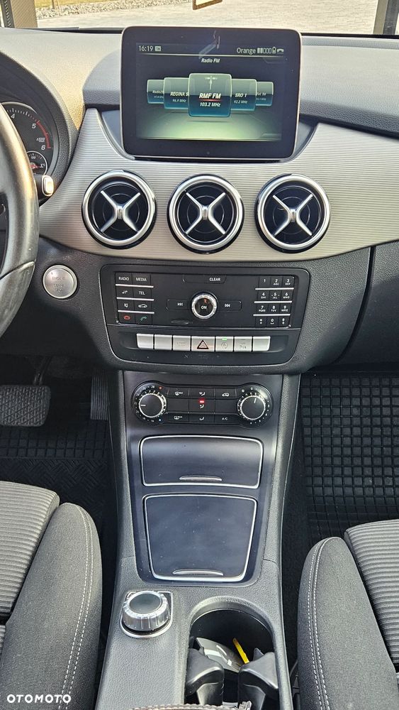 Mercedes-Benz Klasa B 180 (CDI) d 7G-DCT - 21