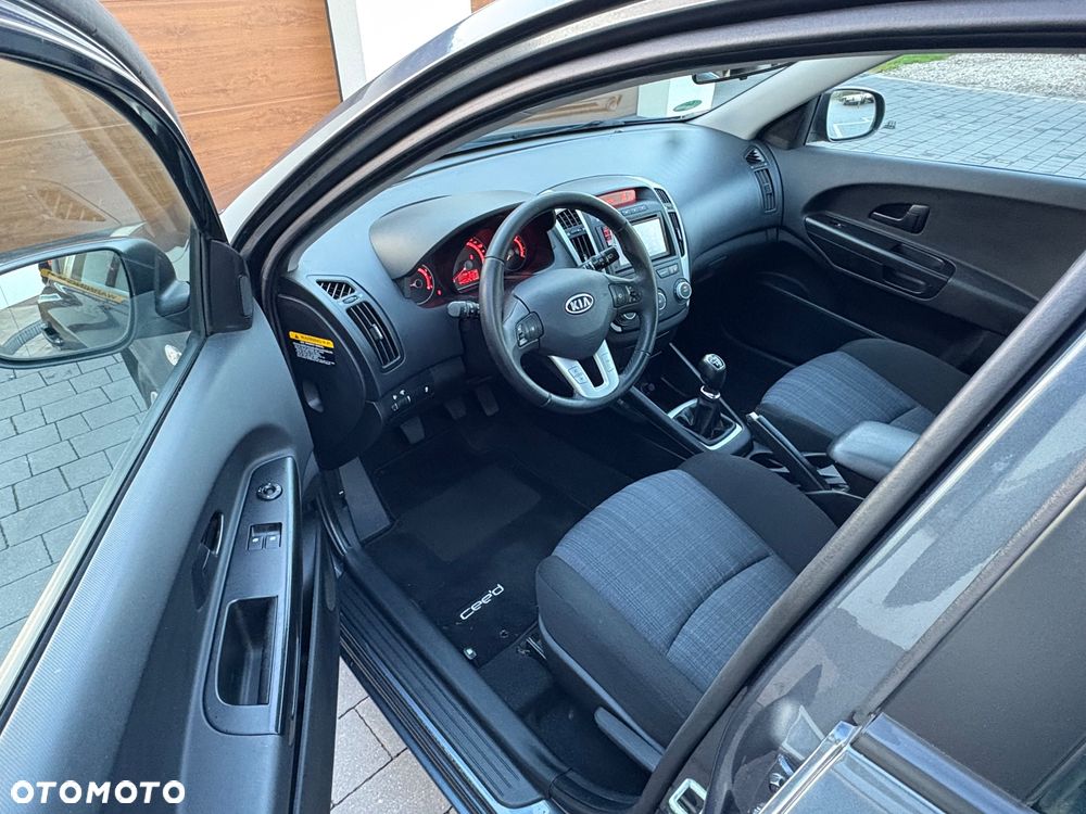 Kia Ceed 1.4 CVVT SW LX - 7