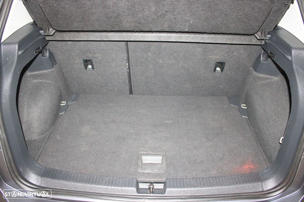 VW T-Cross 1.0 TSI Life - 28