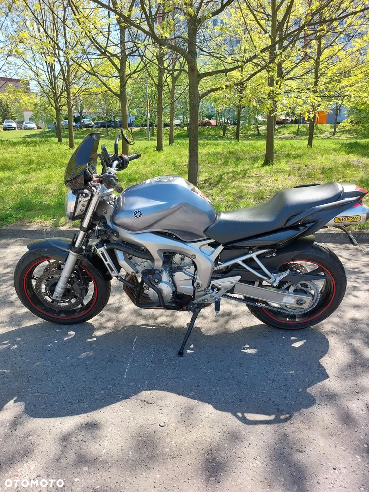 Yamaha FZ6 - 2