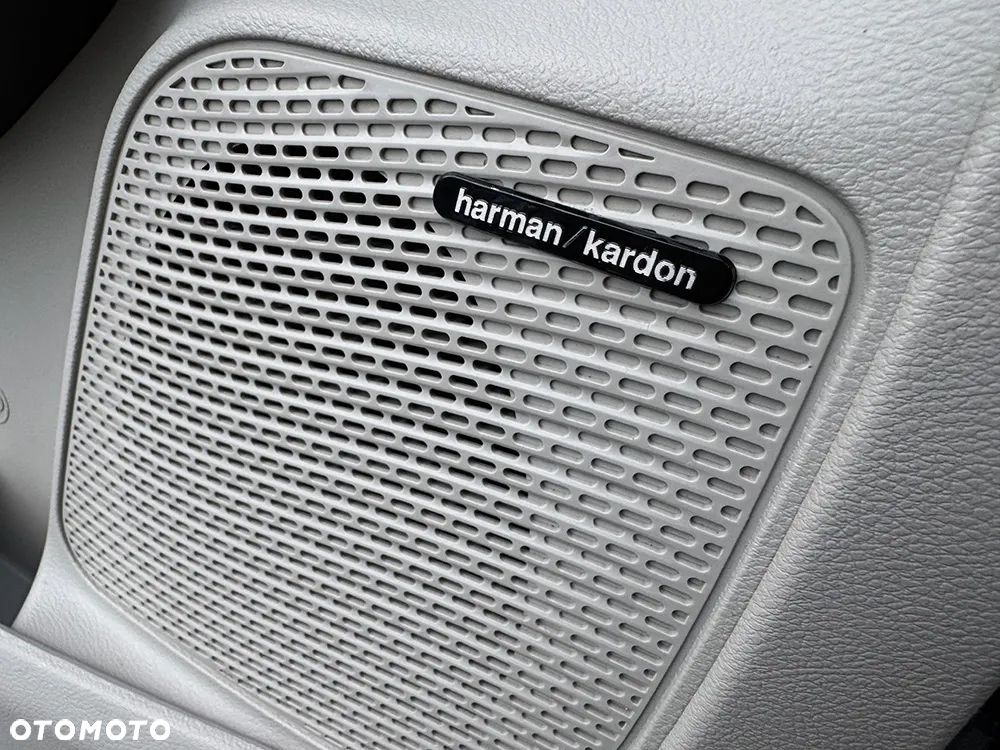 Chrysler Pacifica - 27