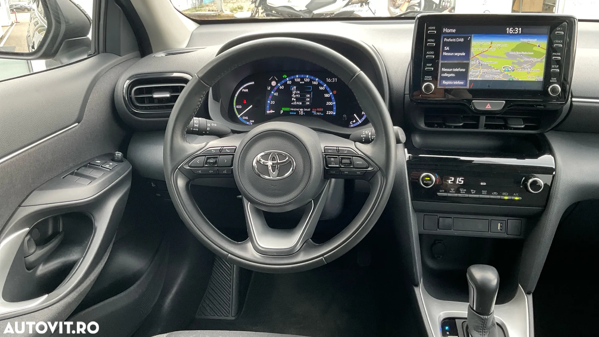Toyota Yaris Cross 1.5 VVT-i HSD 4x2 Active - 16