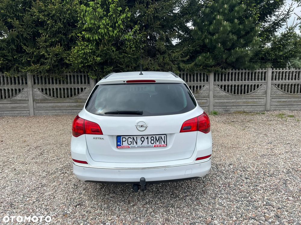 Opel Astra 1.4 Turbo - 9