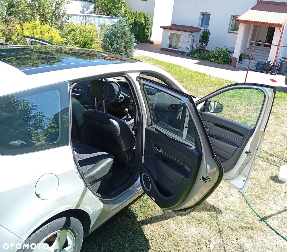 Renault Grand Scenic TCe 130 Dynamique - 31