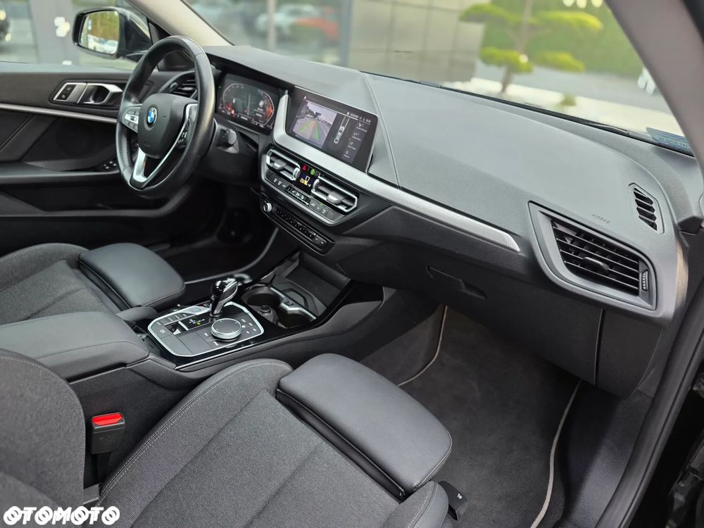 BMW Seria 2 220d xDrive Sport Line sport - 20