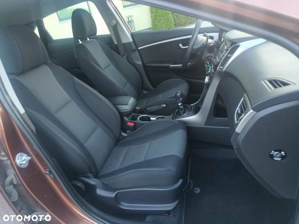 Hyundai i30 1.6 Style - 10