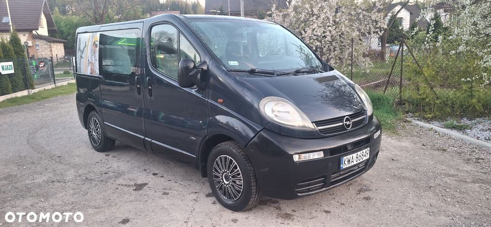 Opel Vivaro - 1