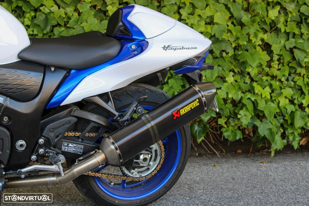 Suzuki GSX 1300 R Hayabusa - 7