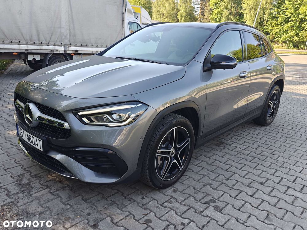 Mercedes-Benz GLA 250 4Matic 8G-DCT AMG Line - 2