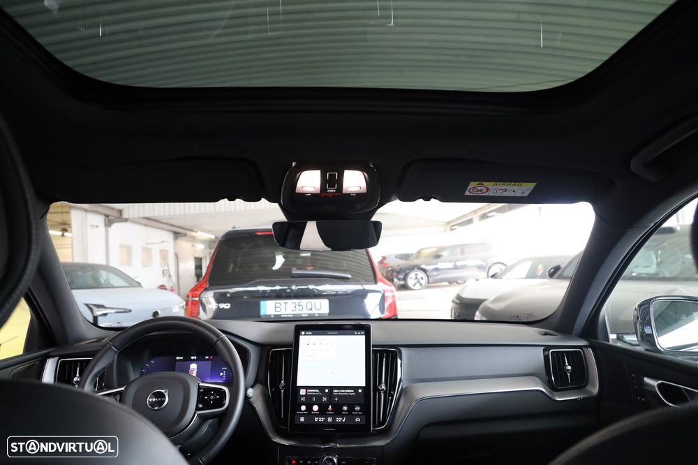 Volvo XC 60 2.0 T6 PHEV Black Edition AWD - 24