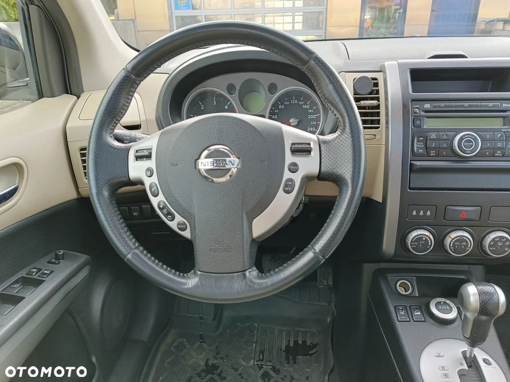 Nissan X-Trail 2.0 dCi LE - 13