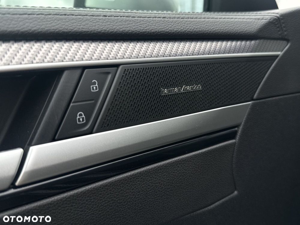 Volkswagen Arteon Shooting Brake 2.0 TSI 4Motion R DSG - 23