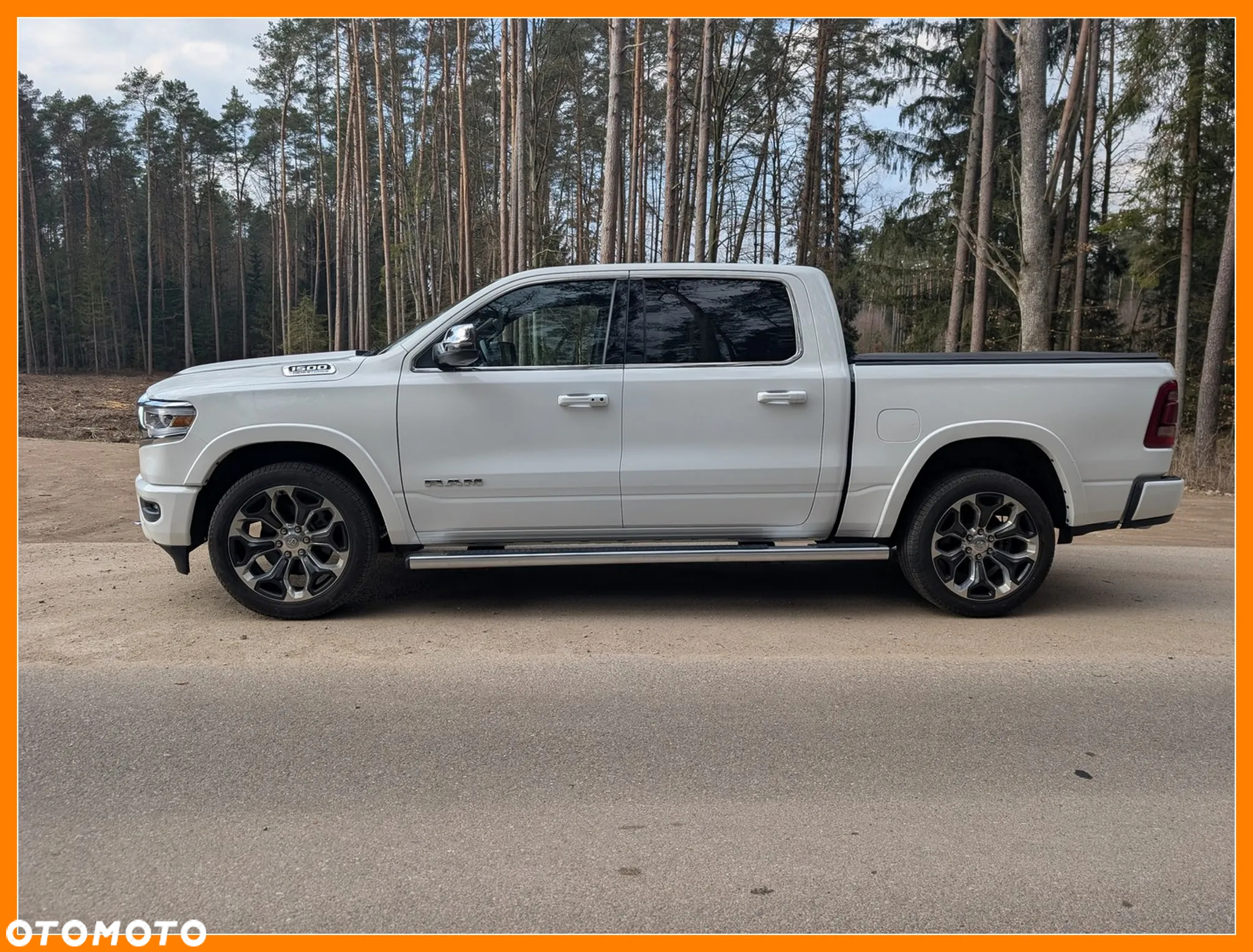 RAM 1500 Crew Cab Longhorn - 2