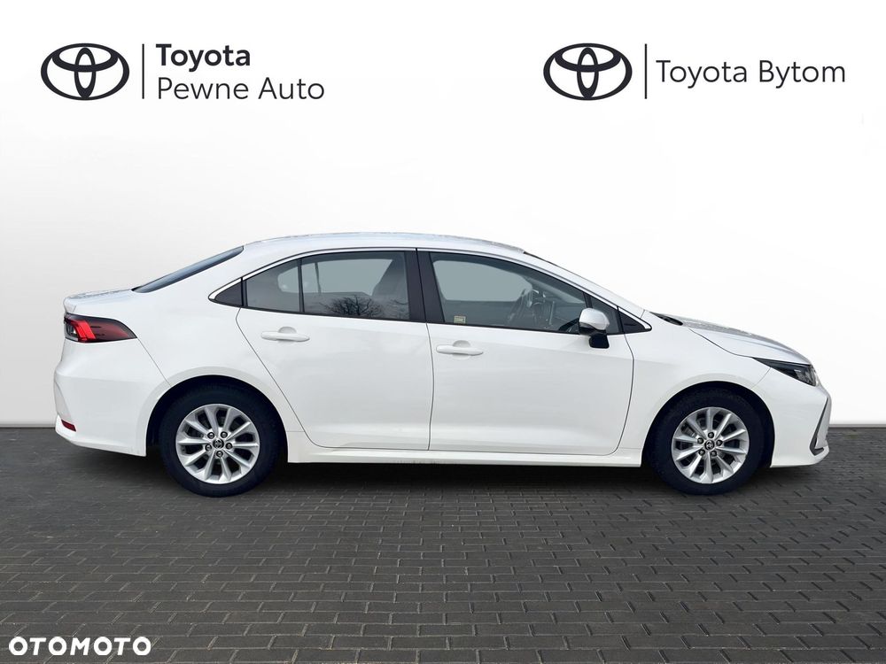 Toyota Corolla - 12