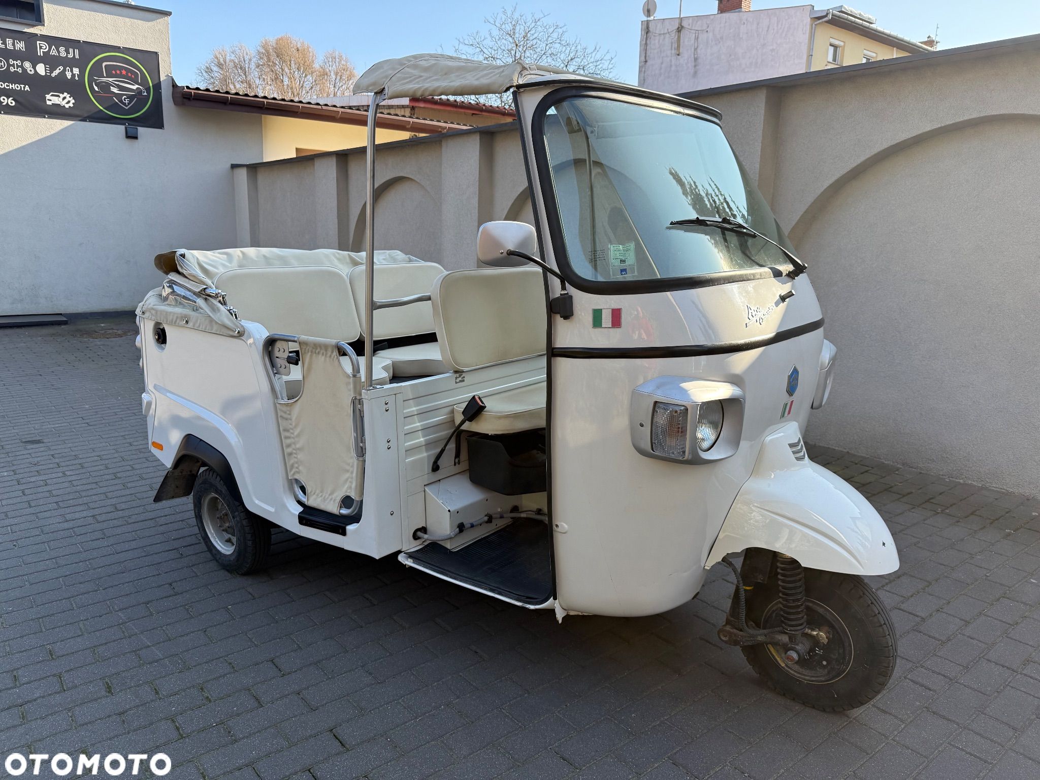 Piaggio Ape Calessino - 1