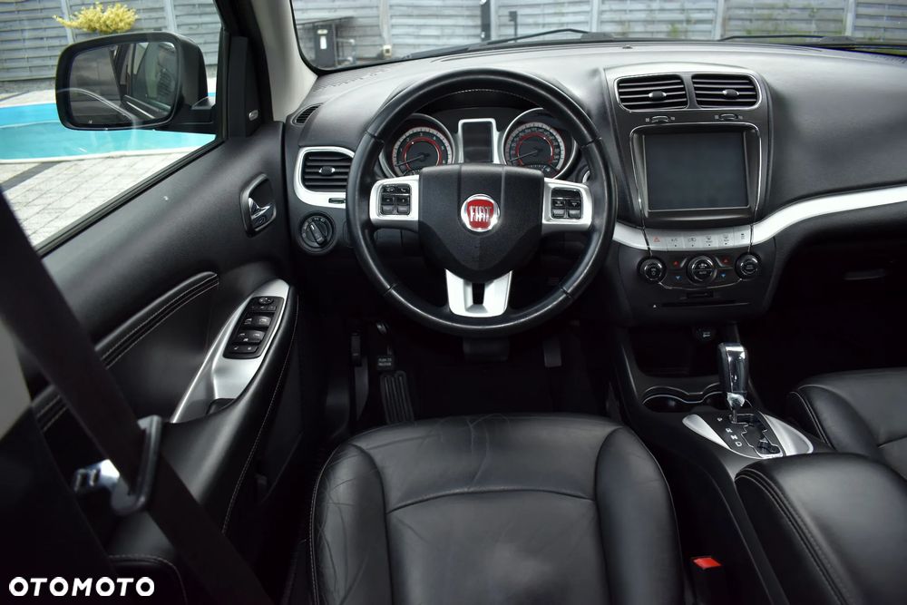 Fiat Freemont 2.0 Multijet 16V DPF Automatik Allrad Black Code - 26