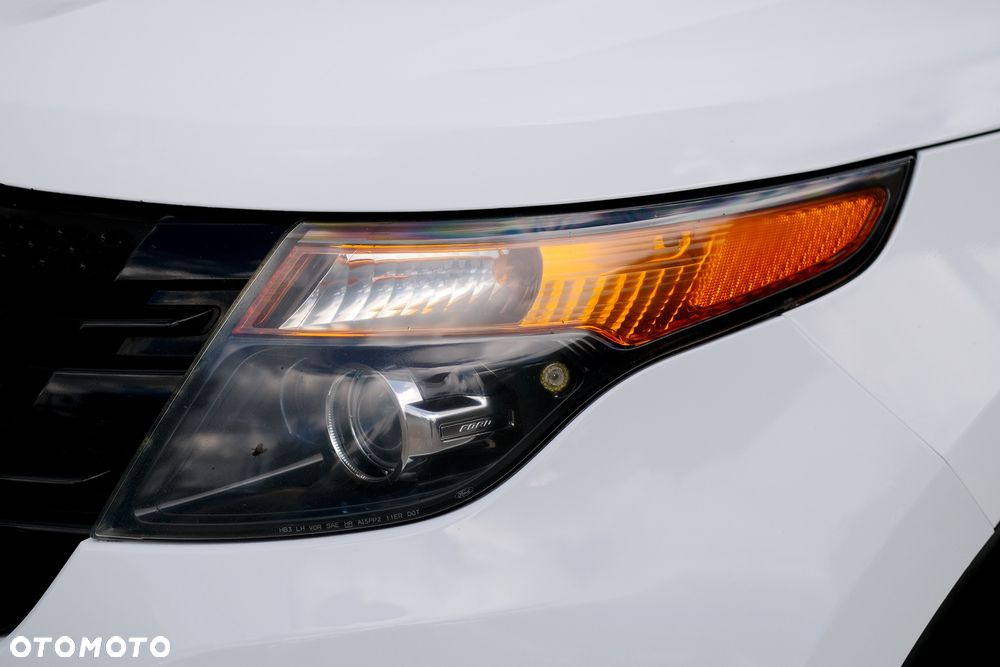 Ford Explorer 4.6 - 18