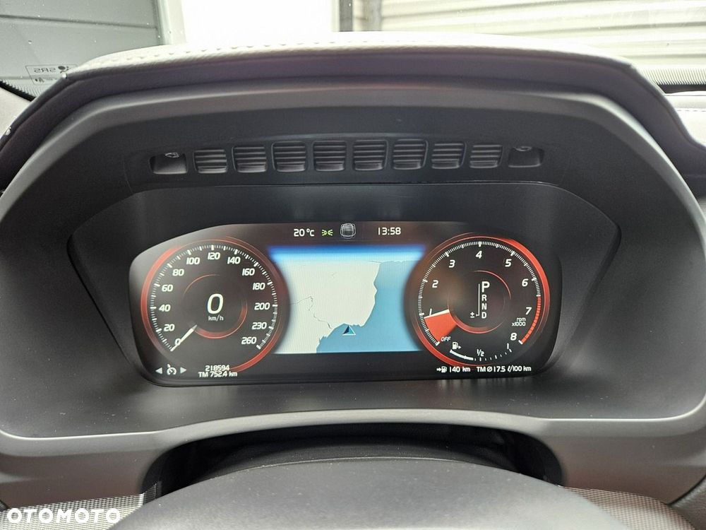 Volvo XC 90 T6 AWD R-Design 7os - 36