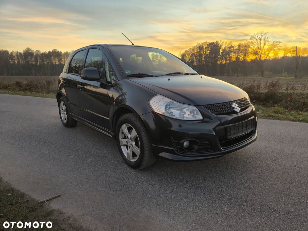 Suzuki SX4 1.6 Premium - 12