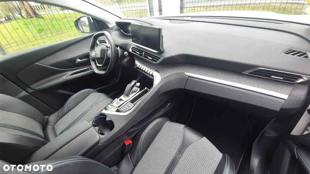 Peugeot 3008 1.5 BlueHDi Allure S&S EAT8 - 14