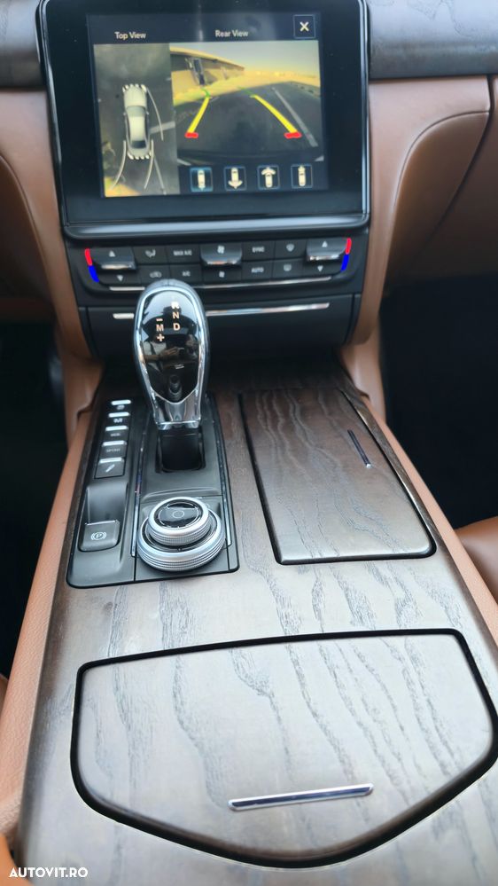 Maserati Quattroporte D GranLusso - 23