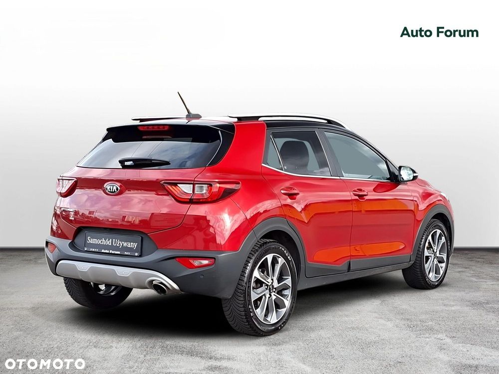 Kia Stonic 1.4 L - 6