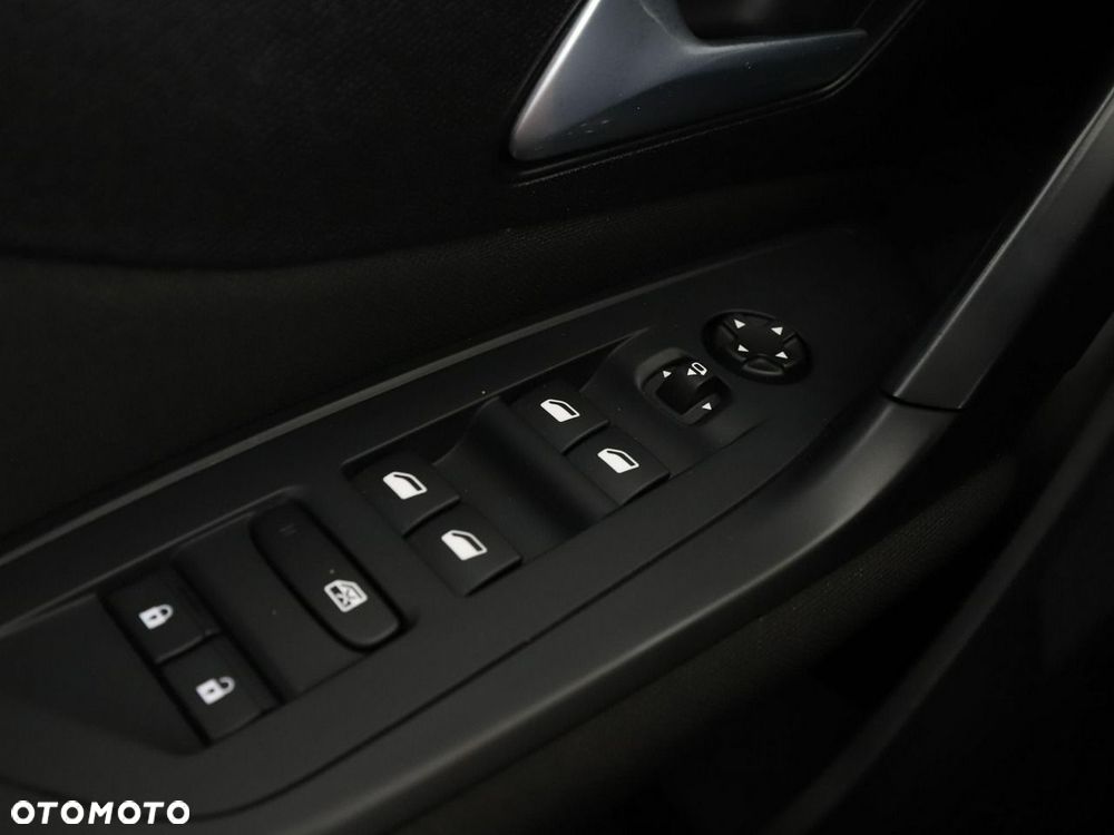 Peugeot 308 1.2 PureTech Active Pack S&S - 36