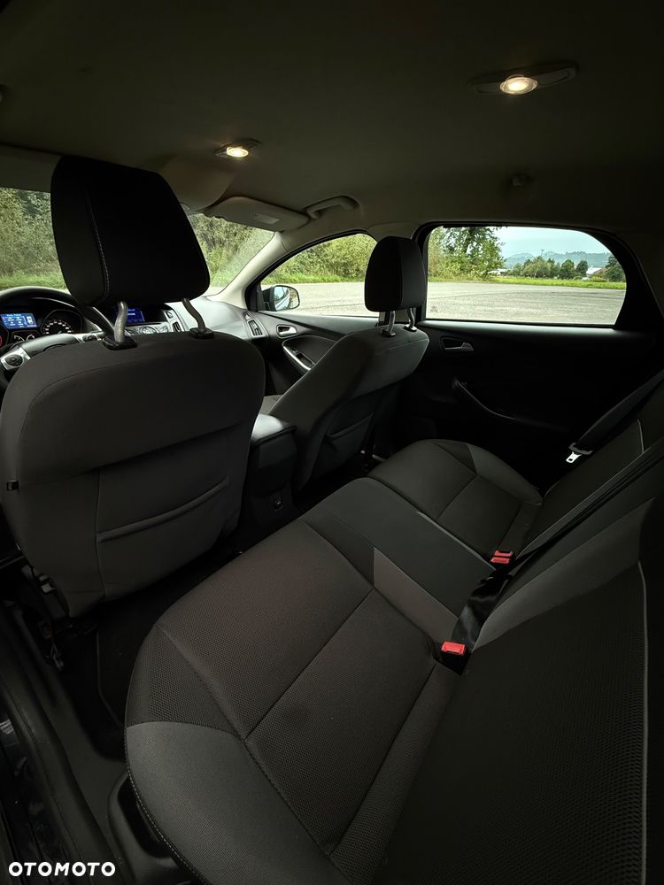 Ford Focus - 21