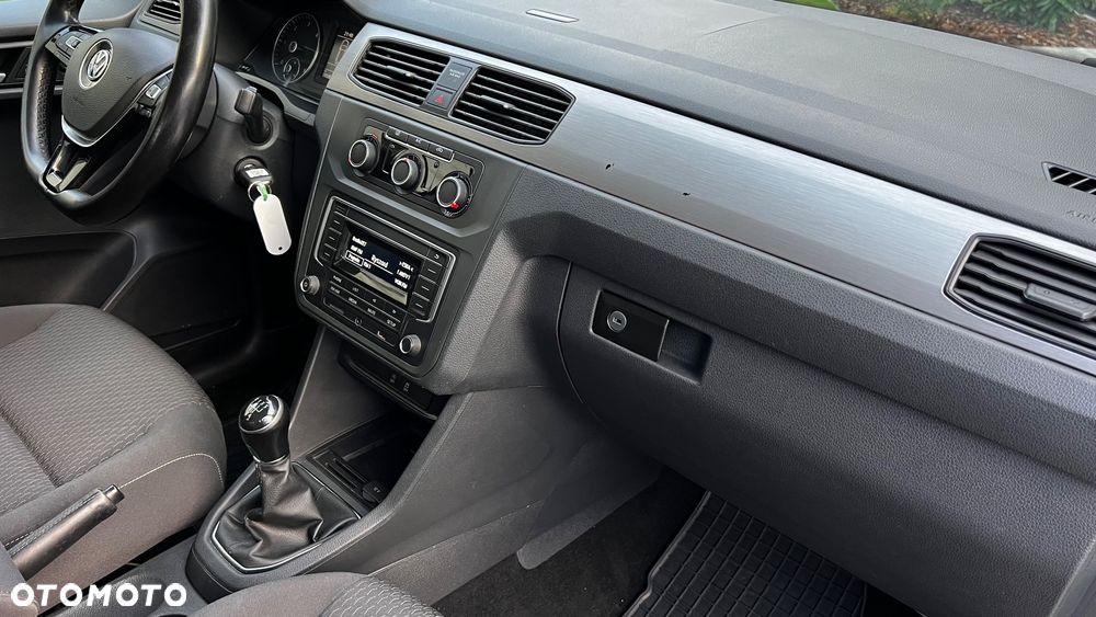 Volkswagen Caddy 2.0 TDI Highline - 31