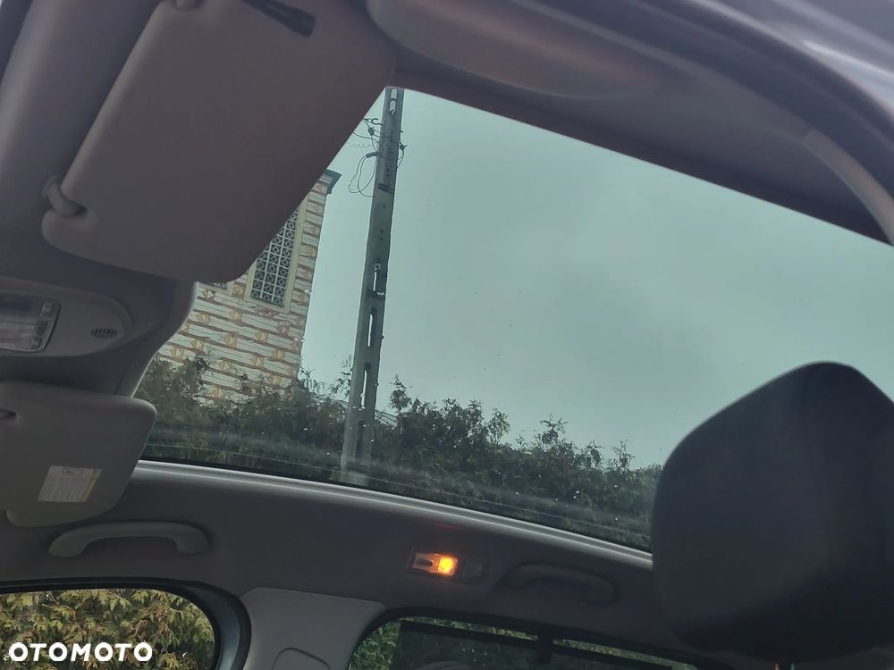 Peugeot 5008 1.6 THP Active 7os - 25