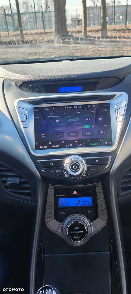 Hyundai Elantra 1.6 Comfort - 15