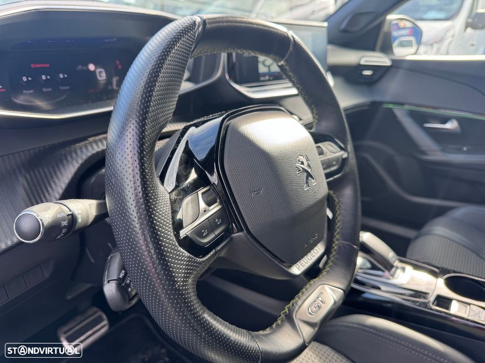 Peugeot 2008 1.2 PureTech GT Line EAT8 - 9