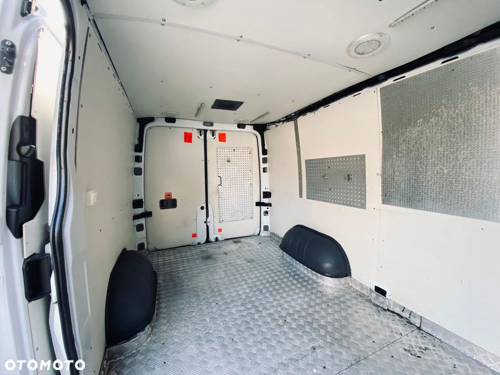 Mercedes-Benz SPRINTER - 21