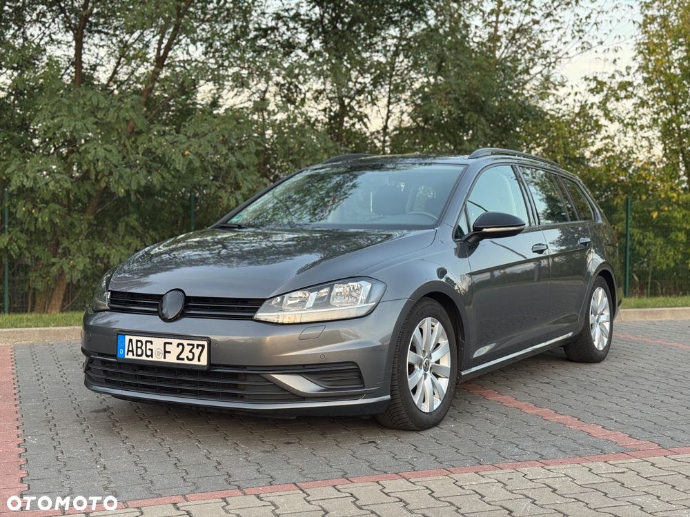 Volkswagen Golf 2.0 BlueTDI DSG Comfortline - 2
