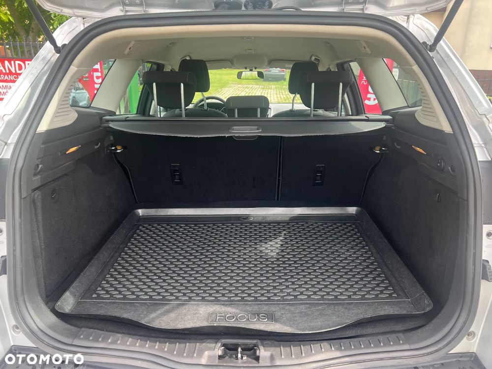 Ford Focus 1.5 TDCi SYNC Edition - 31