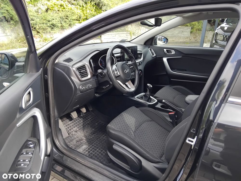 Kia Ceed 1.4 T-GDI M - 8