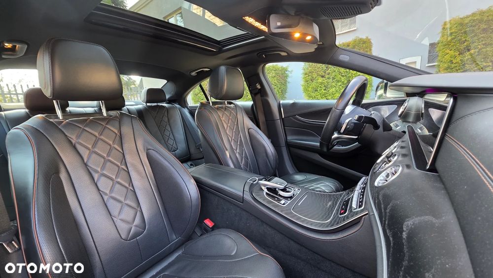 Mercedes-Benz CLS - 9